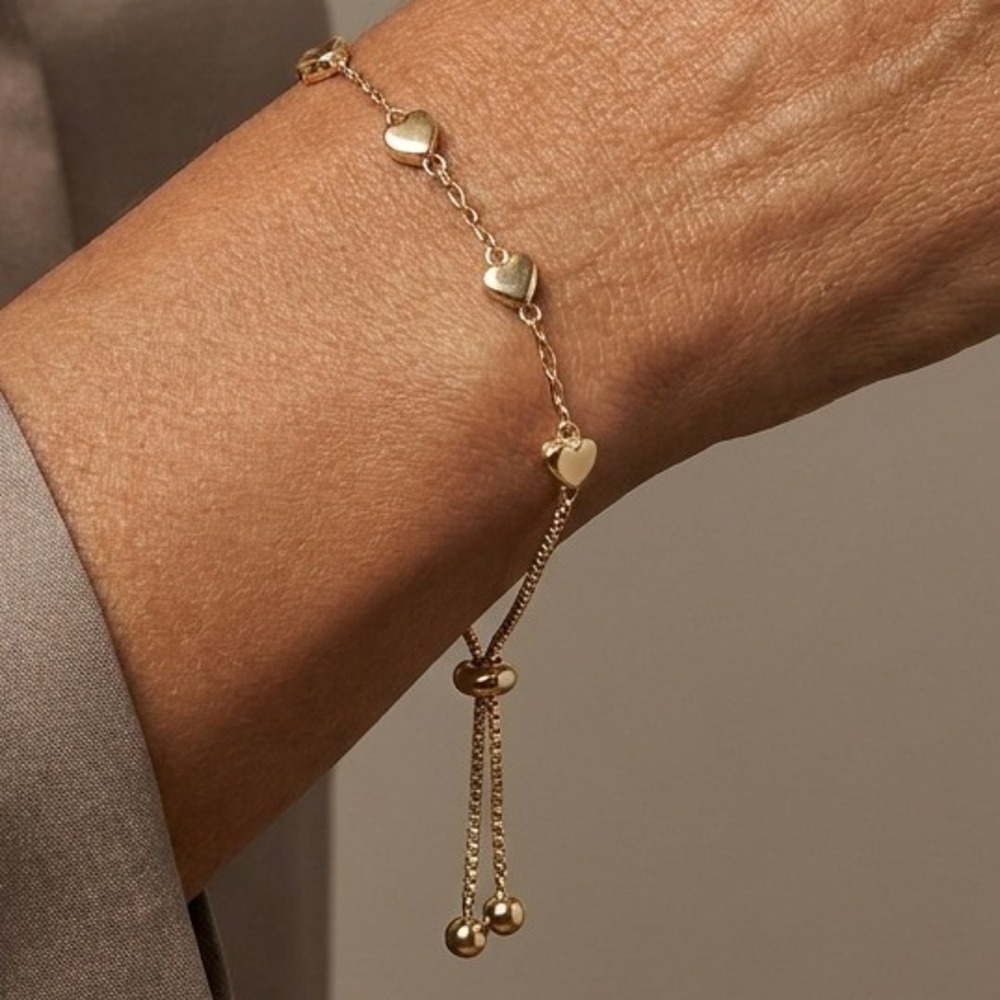 Womens Heart Station Slider Bracelet OS Premium Gold Planted Tone Romantic